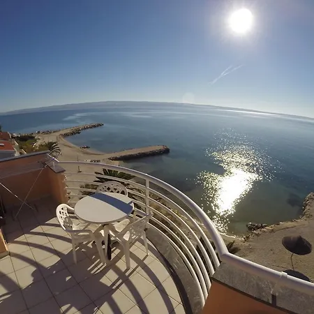 Jerkan Guest house 3*