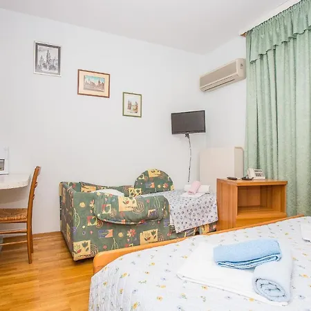 Jerkan Guest house