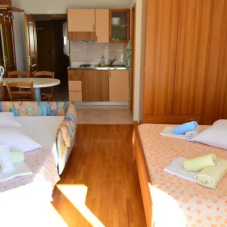 Jerkan Penzion 3*